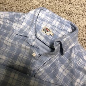 Faherty flannel light blue, very stretchy and soft